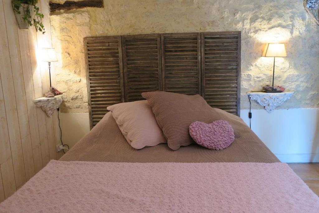 Postel nebo postele na pokoji v ubytování La Naomath - Maison d'hôtes, Hébergement insolite & Gîte