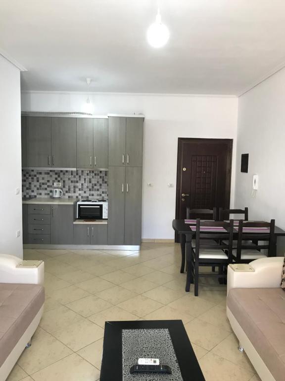Rosemary Sea View Apts - Imazhi 4