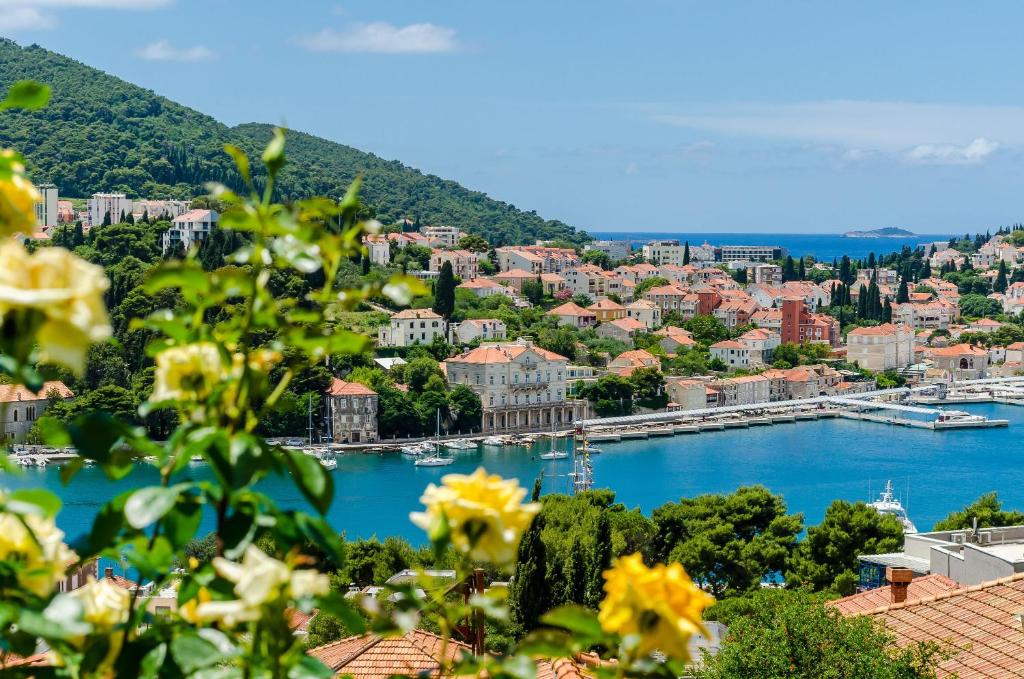 Apartments & Room Lino - 18