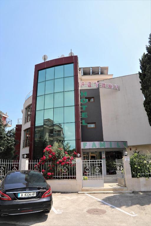 Budova, kde se hotel nachází
