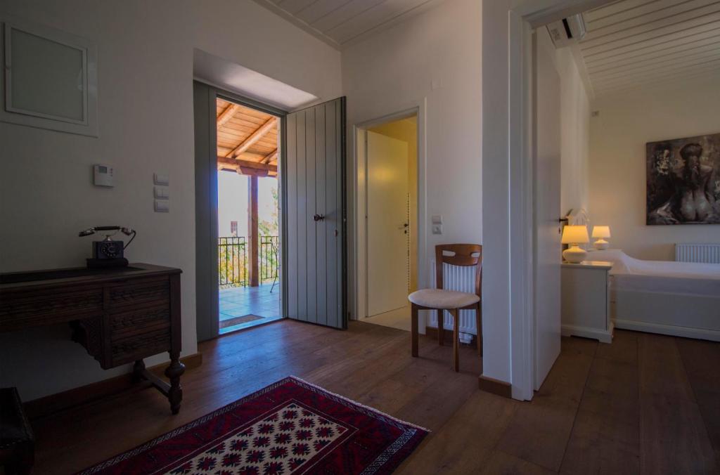 Posteľ alebo postele v izbe v ubytovaní Laconian Collection Villa Magoula