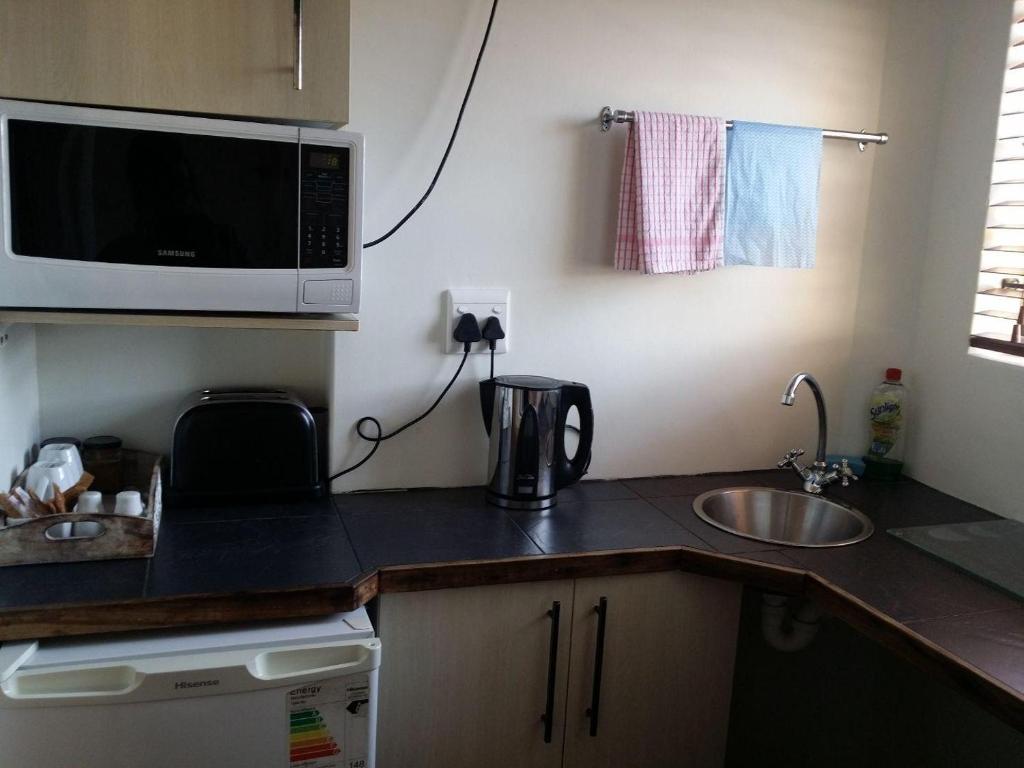 12 on Beach Guest House - Chambre Double