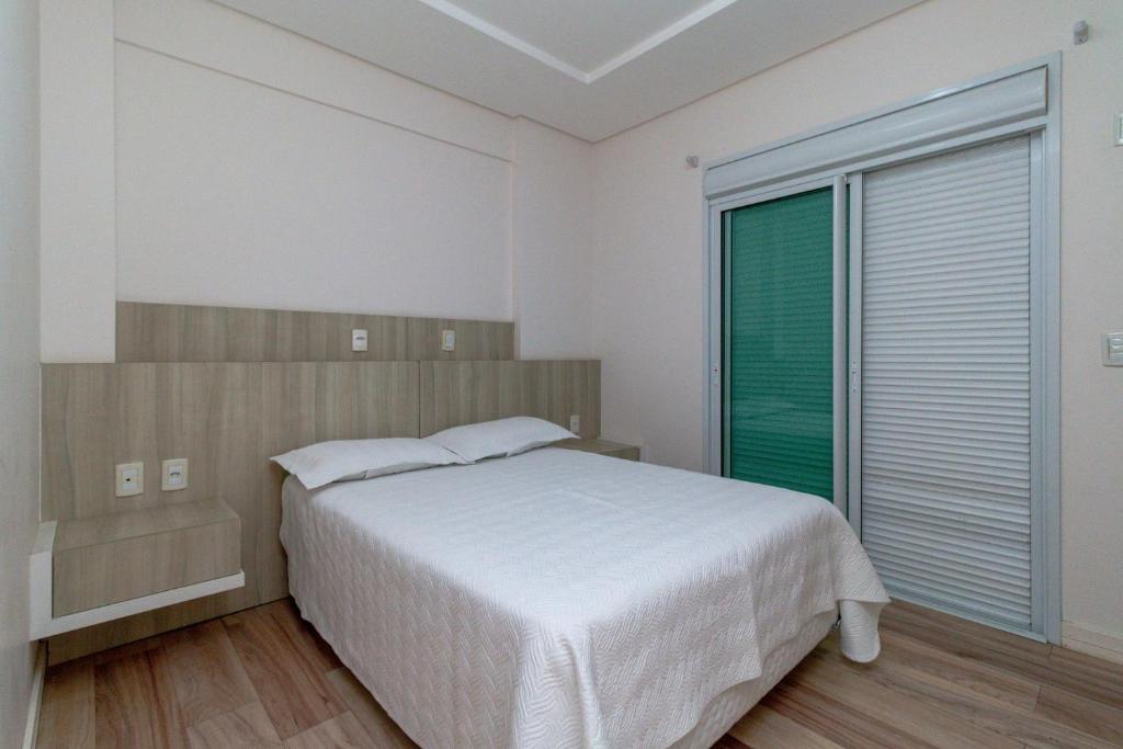  Aluguel Apartamento 3 quartos vista mar Bombas/SC