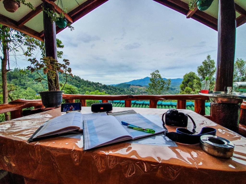Nespecifikovaný výhled na hory nebo výhled na hory při pohledu z bed and breakfast