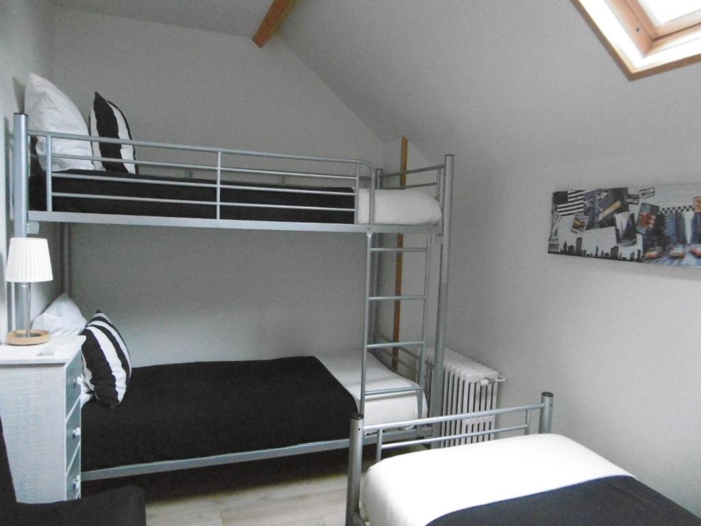 Postel nebo postele na pokoji v ubytování Chambre d'hotes de la Mousse
