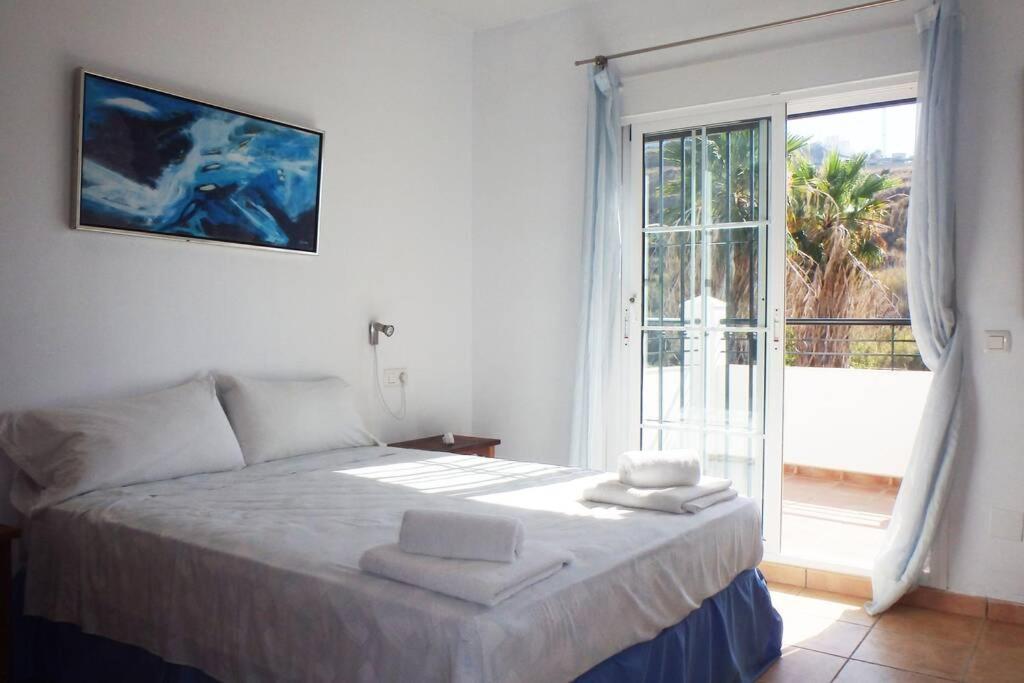 Fotografia z galérie ubytovania Nsf TAMANGO HILL NERJA v destinácii Torrox