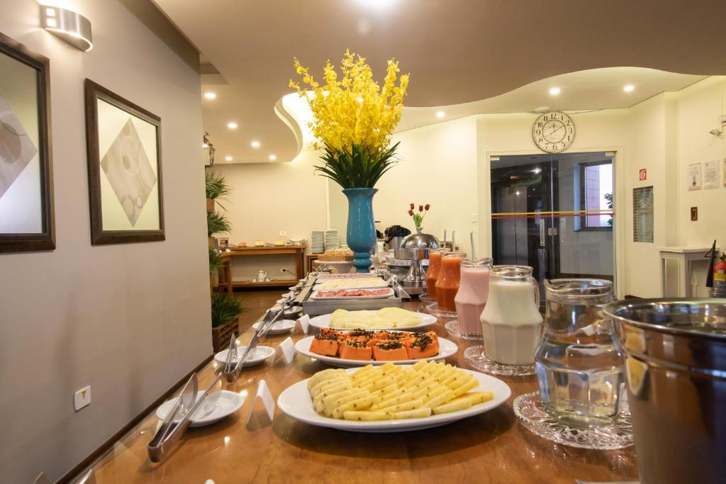  Golden Ingá Hotel