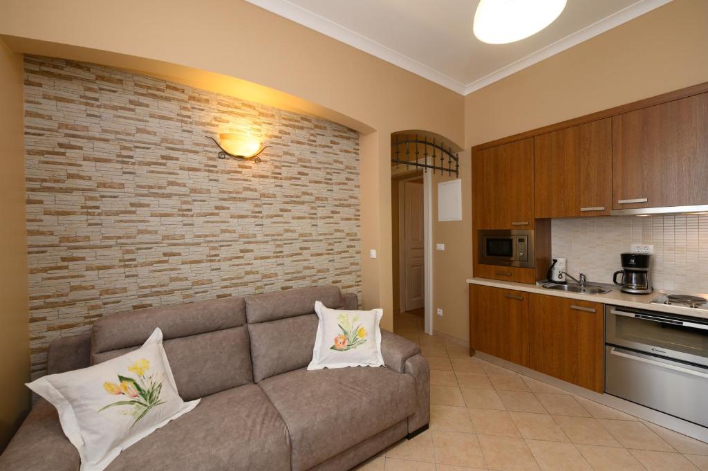 Apartments Villa Salona - 4