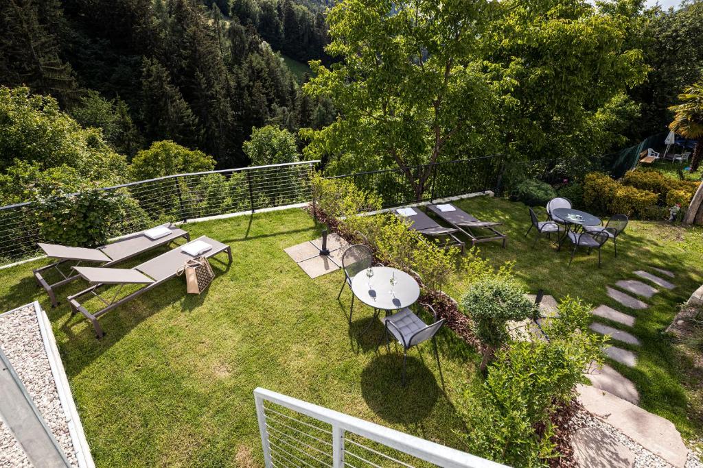Zahrada ubytování Hotel Berghang