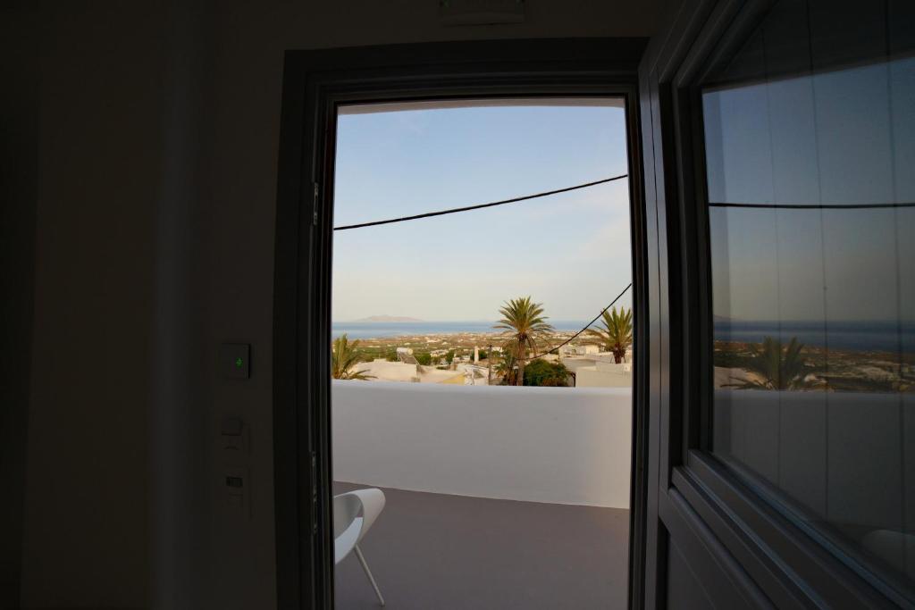 Eternity Suites Santorini - 14