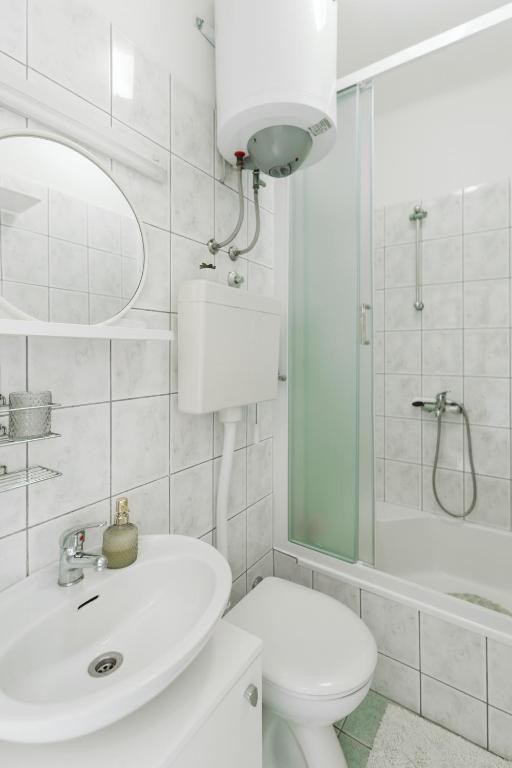 Koupelna v ubytování Apartment Kuzmanić
