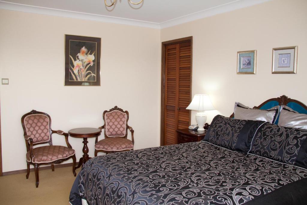 Bathurst Heights Bed & Breakfast - Deluxe Queen Room Con Balcón