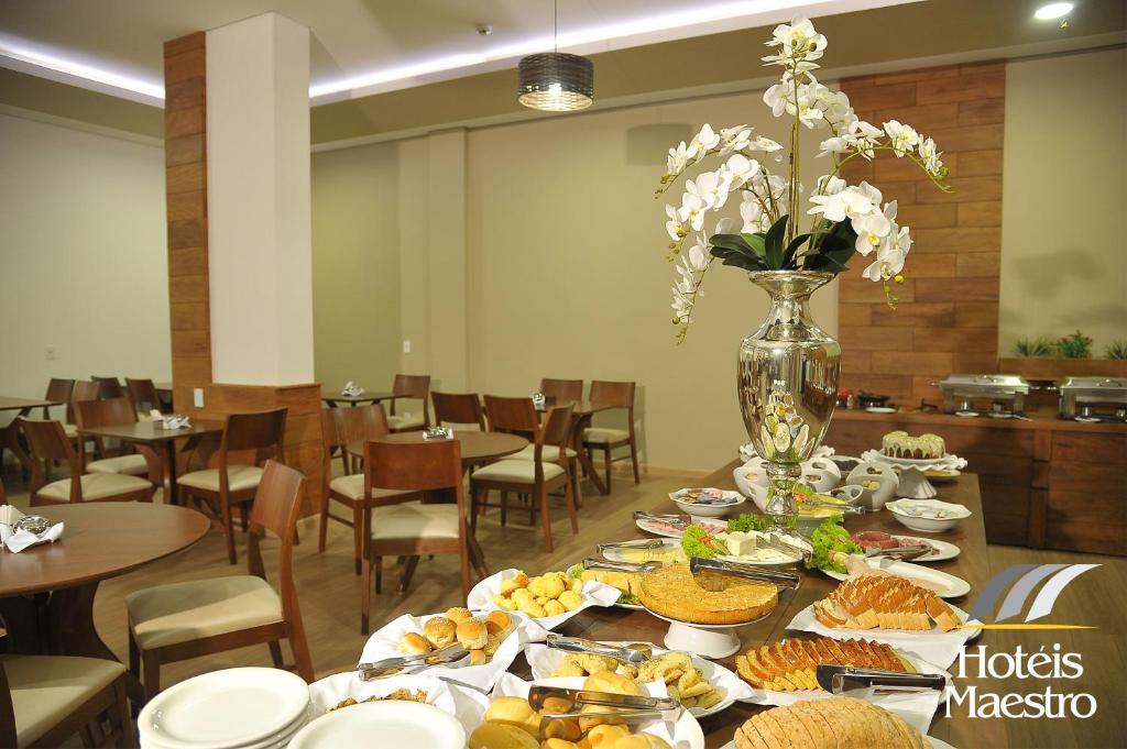  Hotel Maestro Premium Cascavel