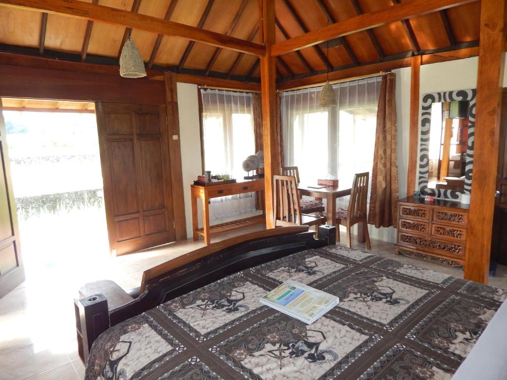 Posezení v ubytování Alamanda Family Villas, Pool & Local Tours
