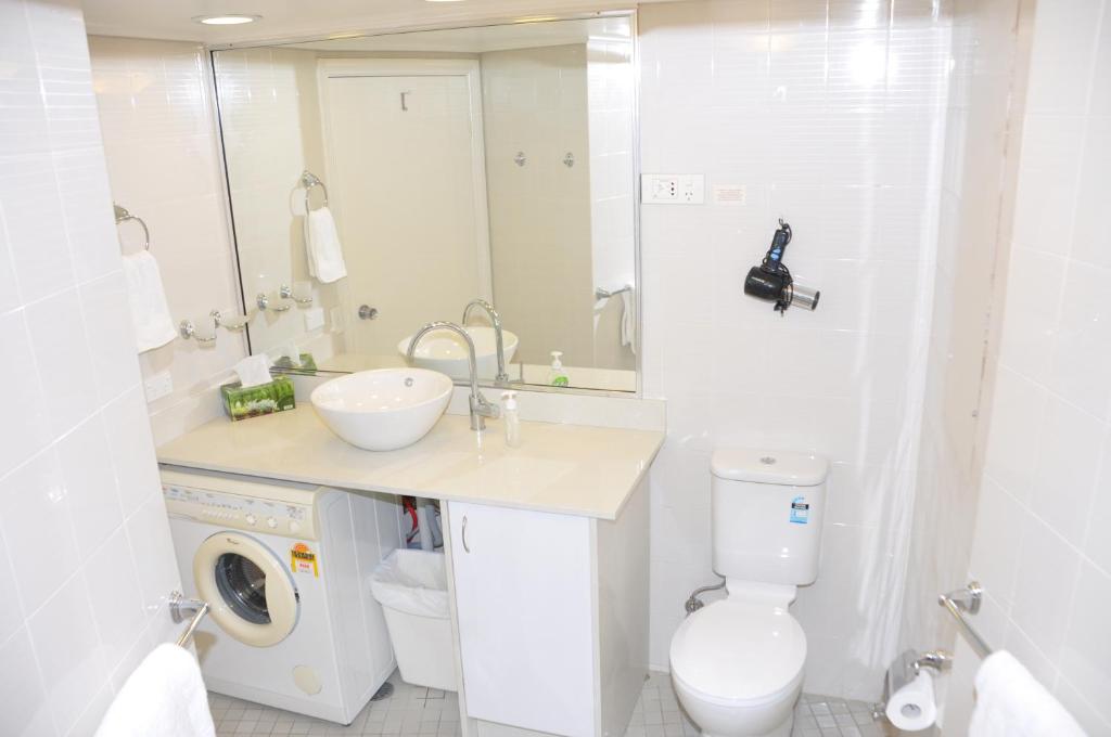 Accommodation Sydney - Hyde Park Plaza 38 College St Sydney - Studio Apartment