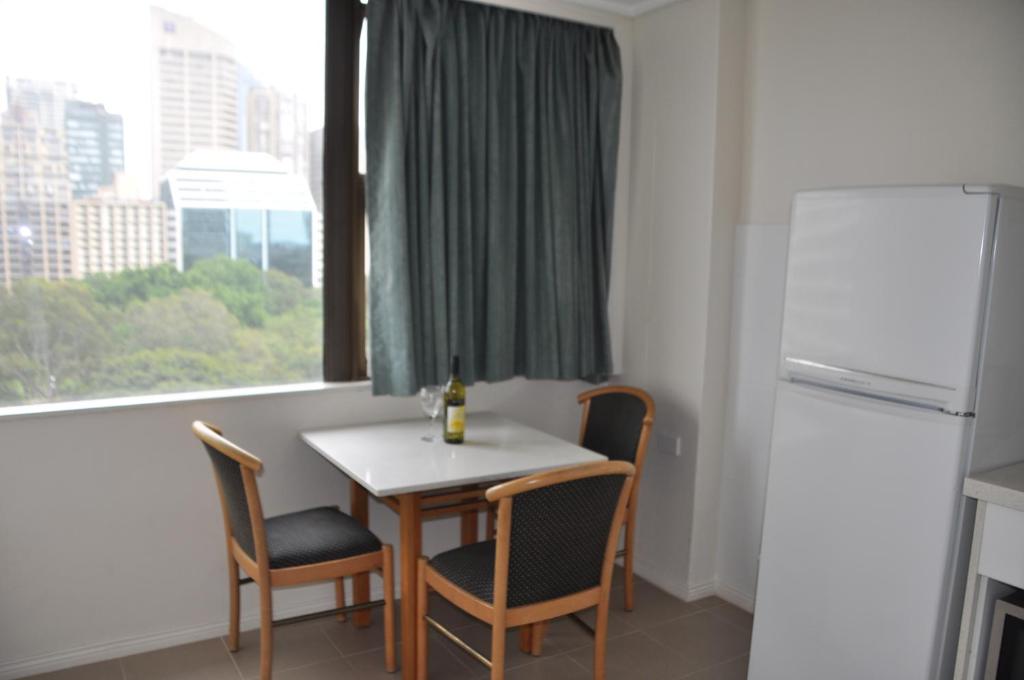 Accommodation Sydney - Hyde Park Plaza 38 College St Sydney - One-Bedroom Apartment With Park View