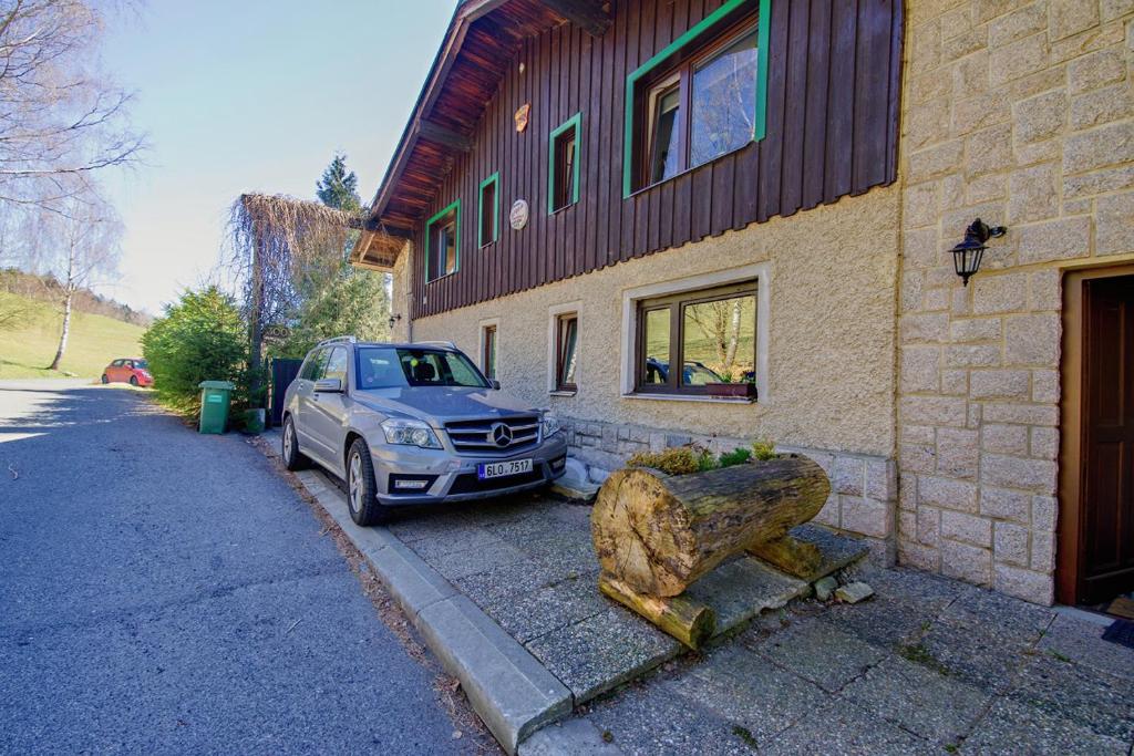 Budova, kde se apartmán nachází