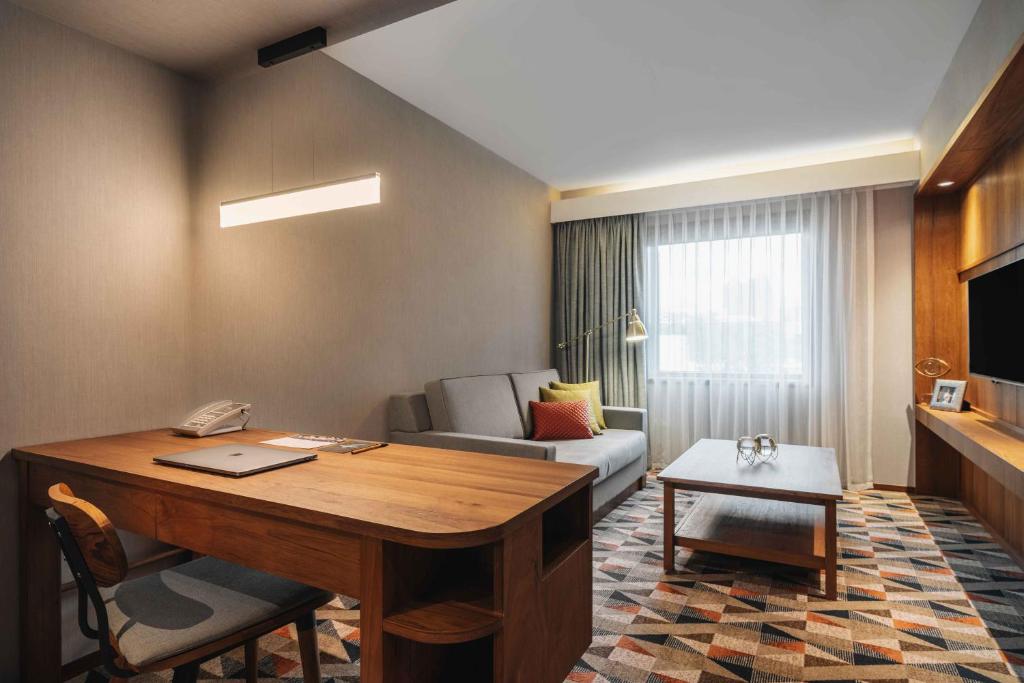 Eaton HK - Suite Eaton