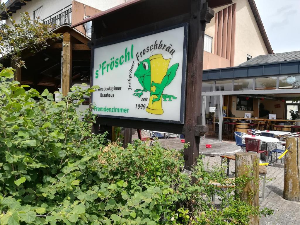 Certifikát, hodnocení, plakát nebo jiný dokument vystavený v ubytování Brauhaus Fröschl
