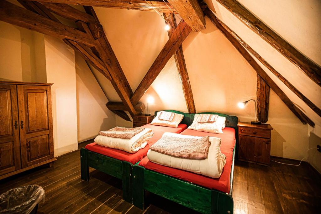 Postel nebo postele na pokoji v ubytování Hostel 99