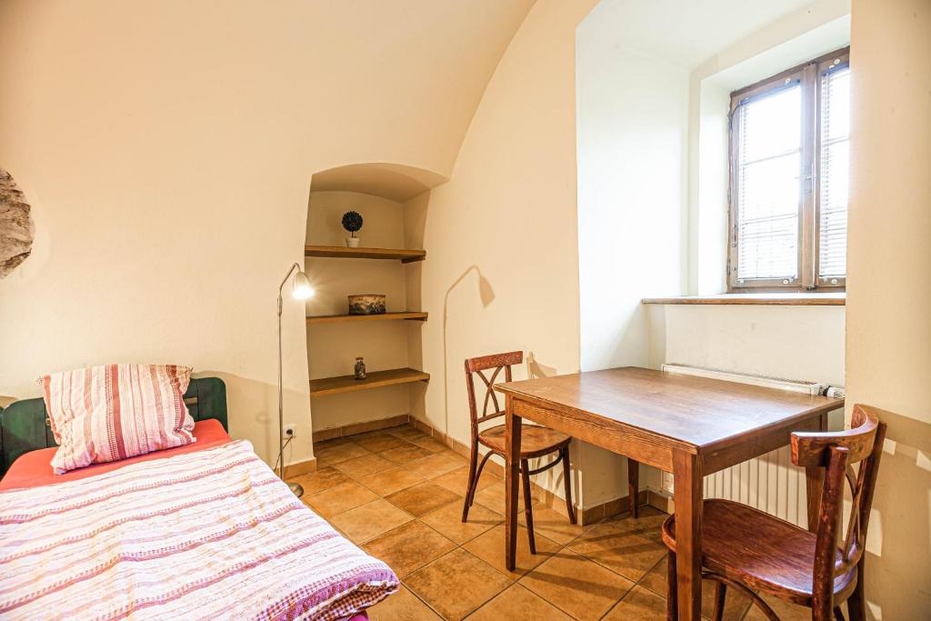 Postel nebo postele na pokoji v ubytování Hostel 99