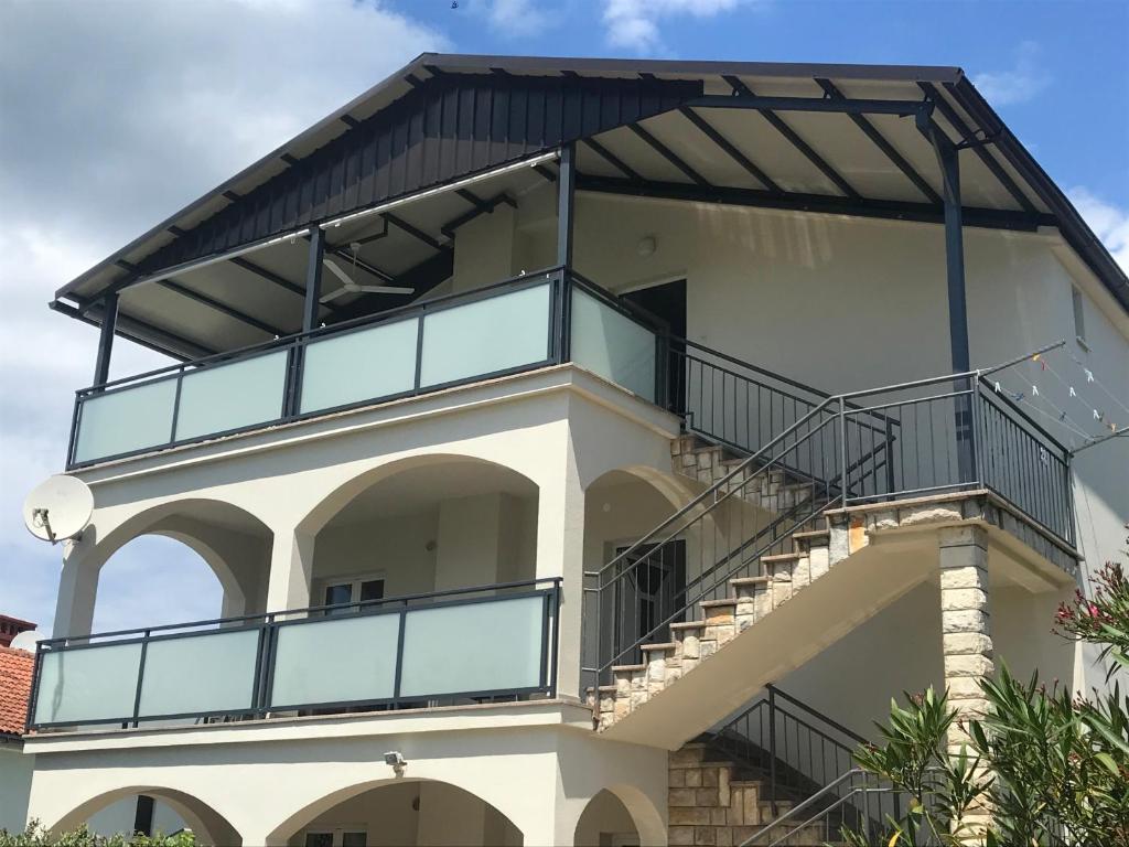 Lovely Sea View House in Malinska Island Krk - 8