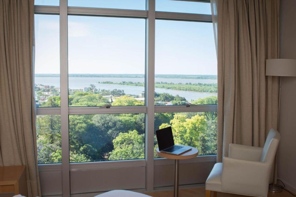 Maran Suites & Towers