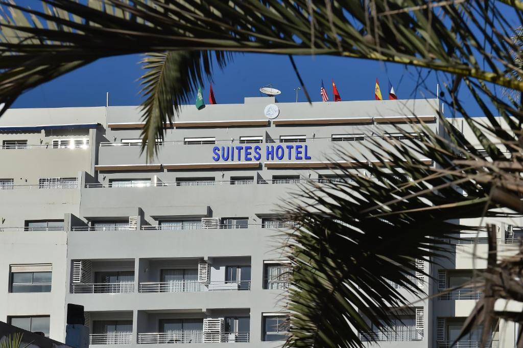 a view of the suns hotel in dubai at Le Yacht Suites Hotel in Casablanca