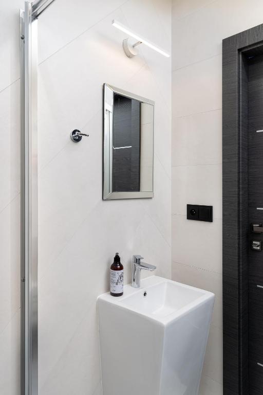 Boutique Hotel RABBIT HOLE - 9