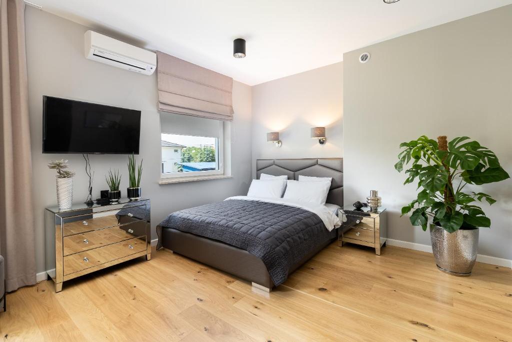 Boutique Hotel RABBIT HOLE - 1