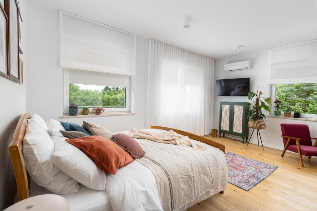 Boutique Hotel RABBIT HOLE - 10