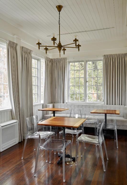 Blind Tiger Portland - Danforth Street Guest House photo