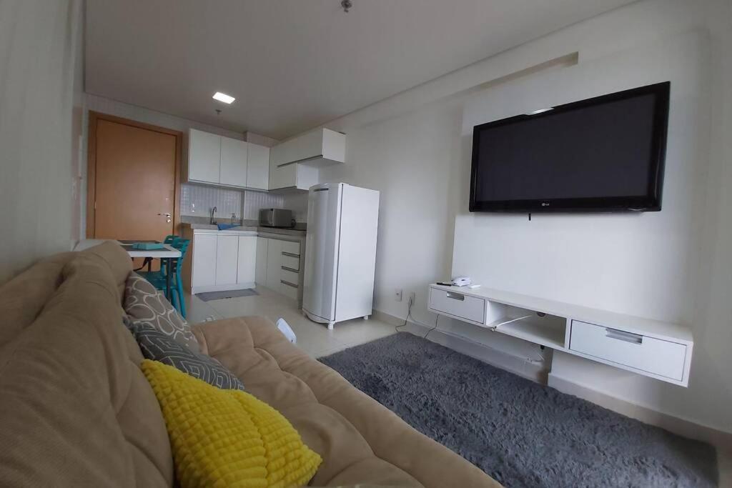  Flat todo Mobiliado com vista para o Parque Flamboyant