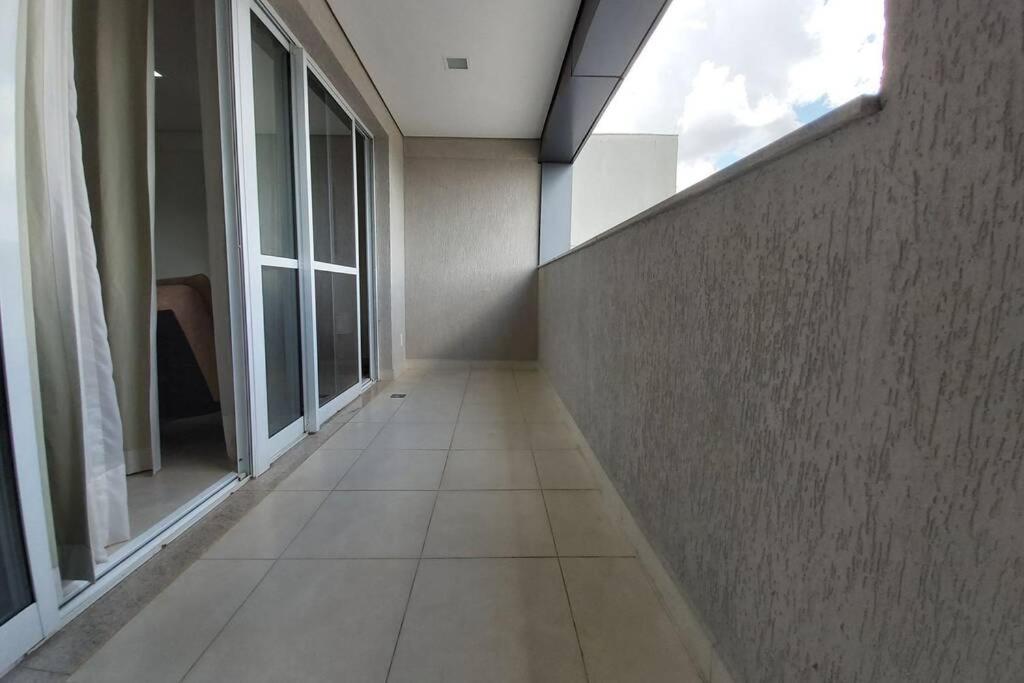  Flat todo Mobiliado com vista para o Parque Flamboyant