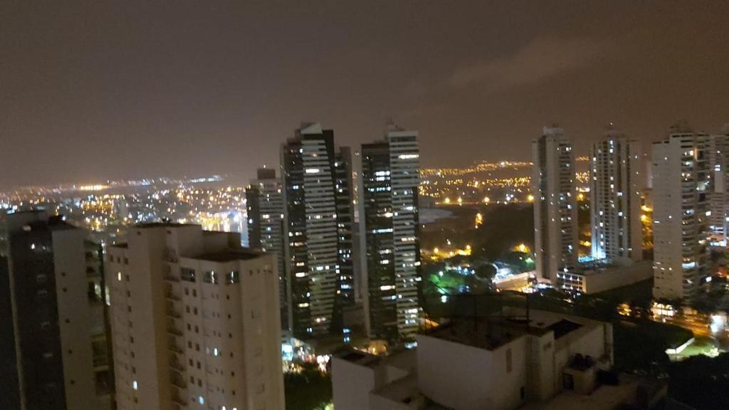  Flat todo Mobiliado com vista para o Parque Flamboyant