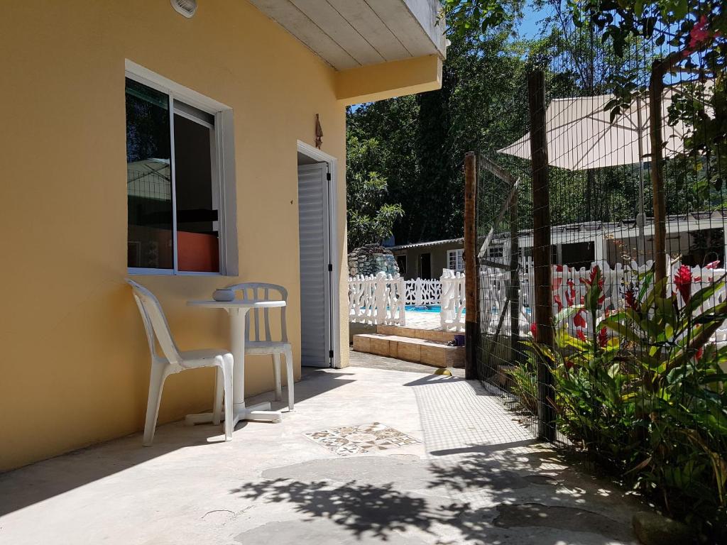  Chalé c/piscina 150m do mar