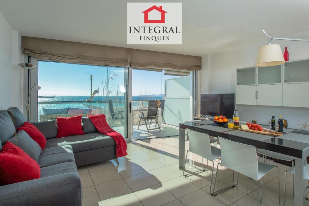 Posedenie v ubytovaní Palamós BeachFront Apartment