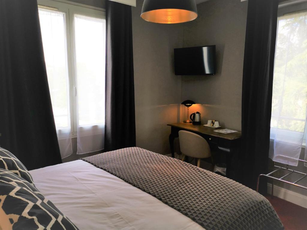 Le Boeuf Couronné - Hôtel & Restaurant Chartres- Logis Hotels - Habitación Doble Clásica