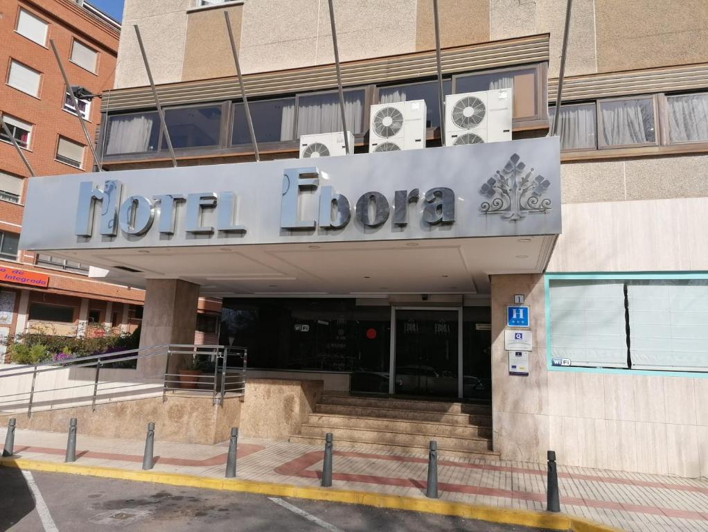 Budova, v ktorej sa hotel nachádza