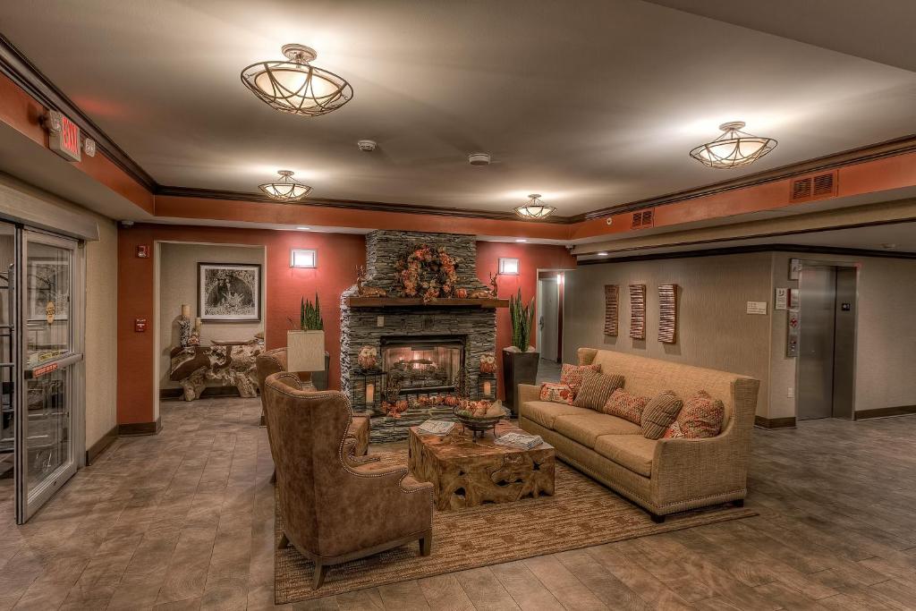 Posezení v ubytování La Quinta by Wyndham Pigeon Forge