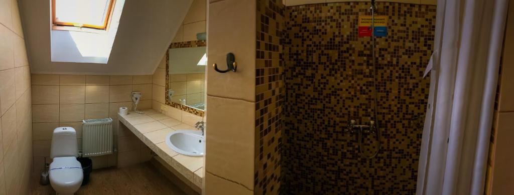 Pivdenna Brama - 