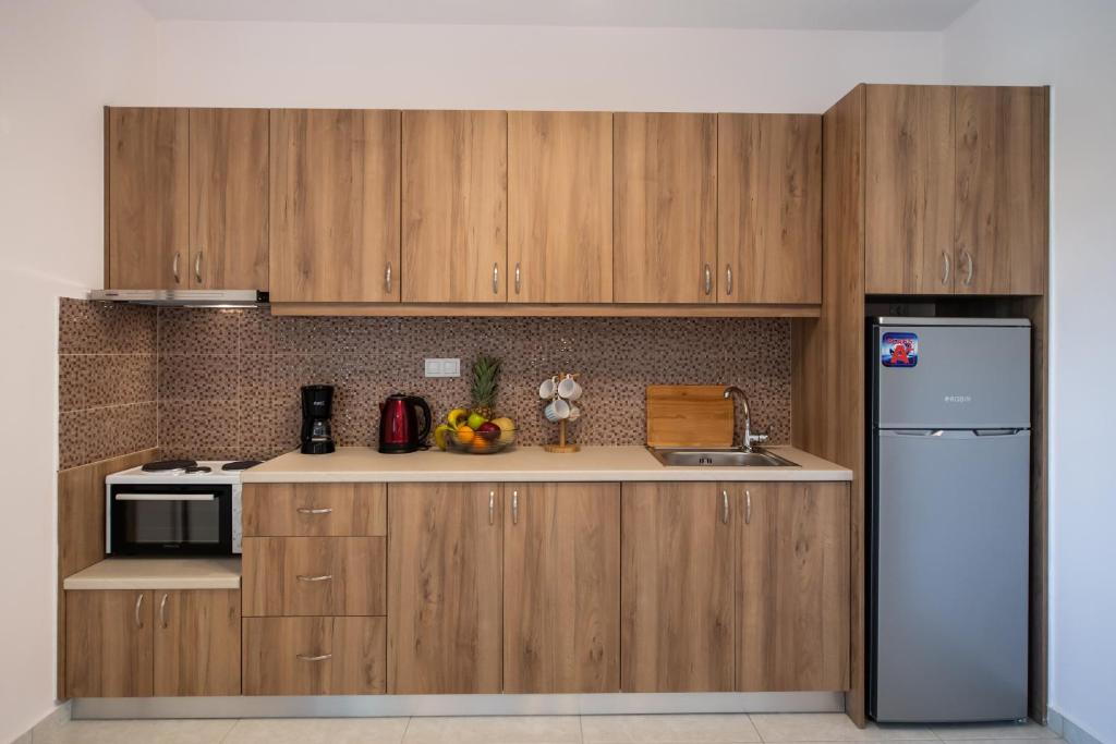 Bounatsa Studios & Apartments - 7