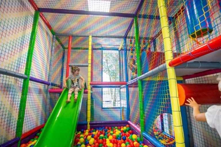 Detský klub v ubytovaní Apartament Oaza Kołobrzeg-Podczele Kompleks Feniks basen siłownia jacuzii