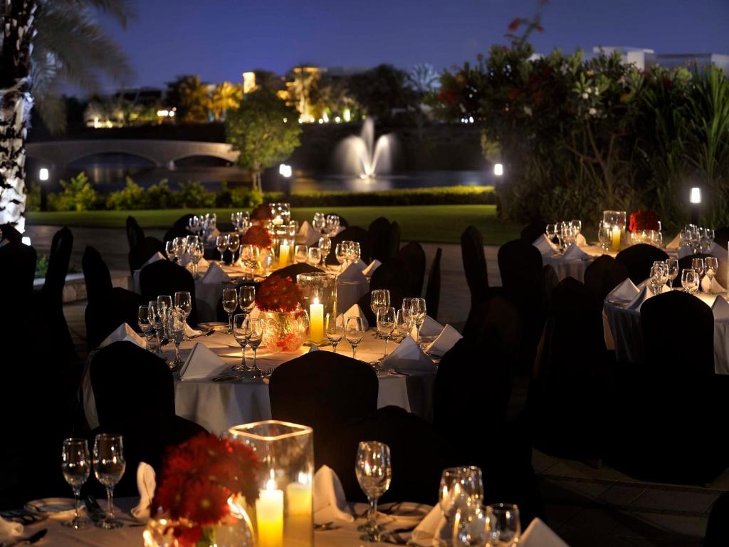 Address Montgomerie - Resim 39