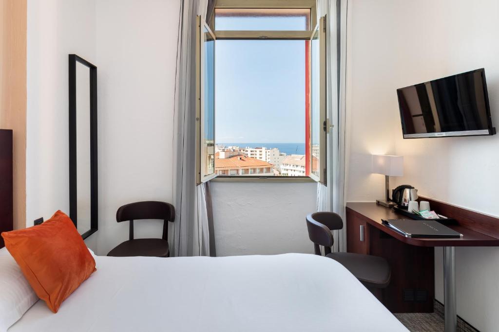 Best Western Hôtel des Orangers Cannes - Quarto Duplo Superior Com Vista Mar - Não Fumador