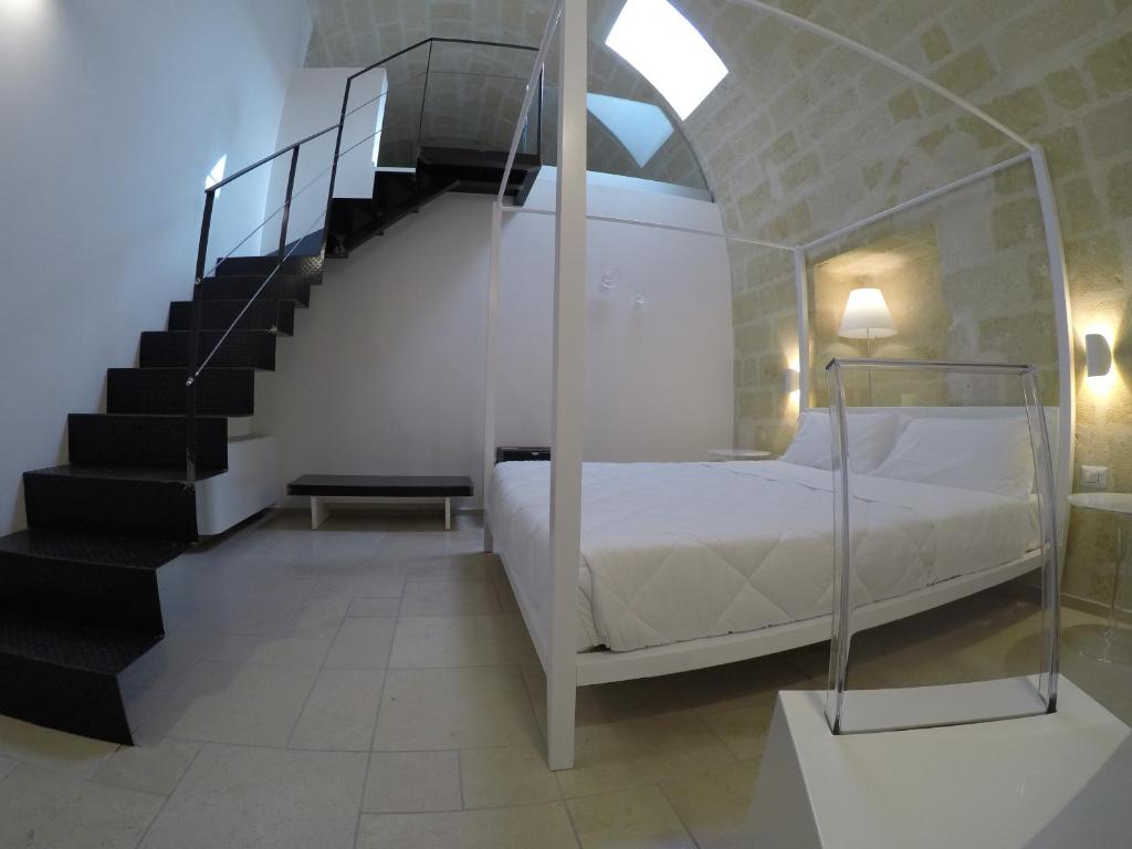 Postel nebo postele na pokoji v ubytování Lamia Room Rentals