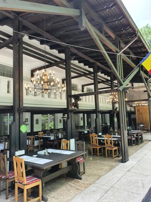 Hotel Cornul Vanatorului - Resim 19