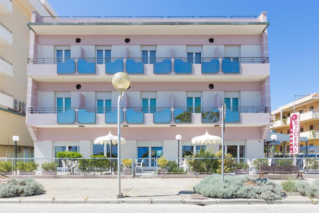 Budova, kde se hotel nachází