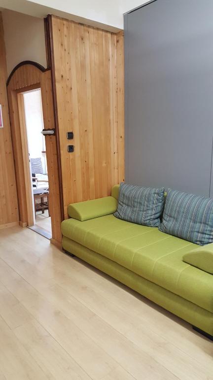 Apartment Comeback - 13