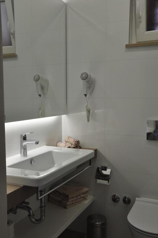 Kúpeľňa v ubytovaní Apartmani Marion Crikvenica